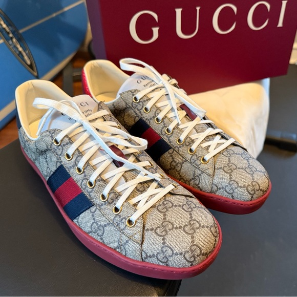 Gucci Ace Supreme GG beige sneakers - Picture 1 of 11